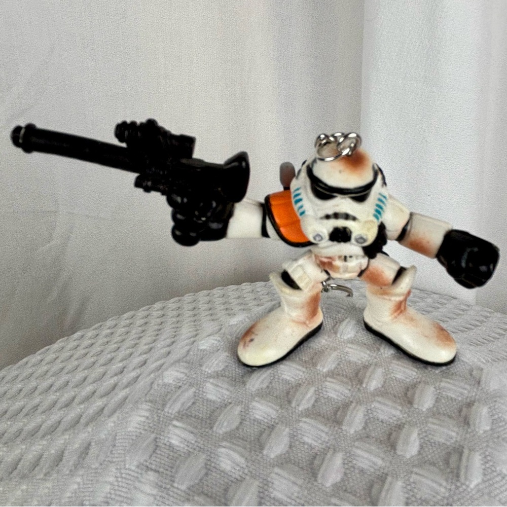 Purse Charm Star Wars Sandtrooper Keychain - Picture 2 of 8